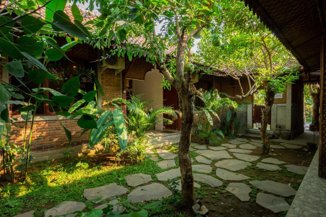 Abhaya Mudra Homestay Магеланг Екстериор снимка